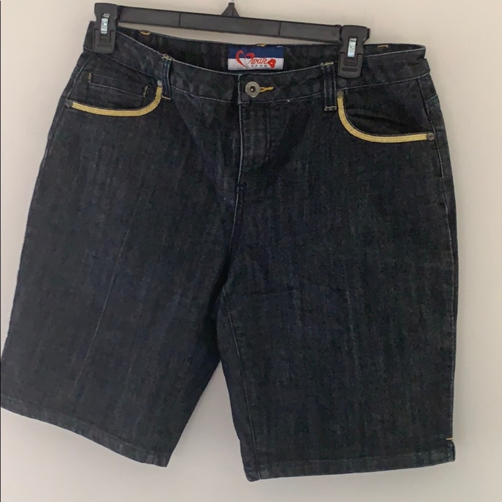Fancy Walking Jeans Shorts
